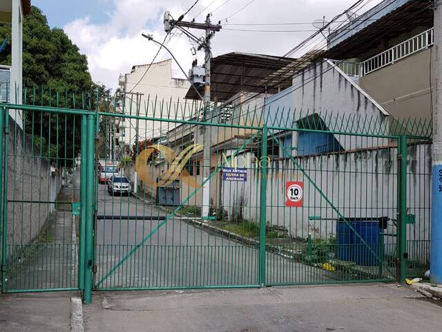 #APF0330 - Apartamento para Venda em São Gonçalo - RJ