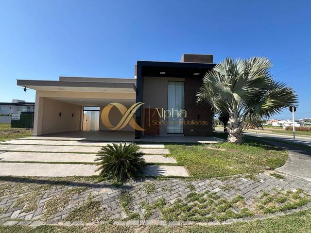 #CA0356 - Casa para Venda em Cabo Frio - RJ