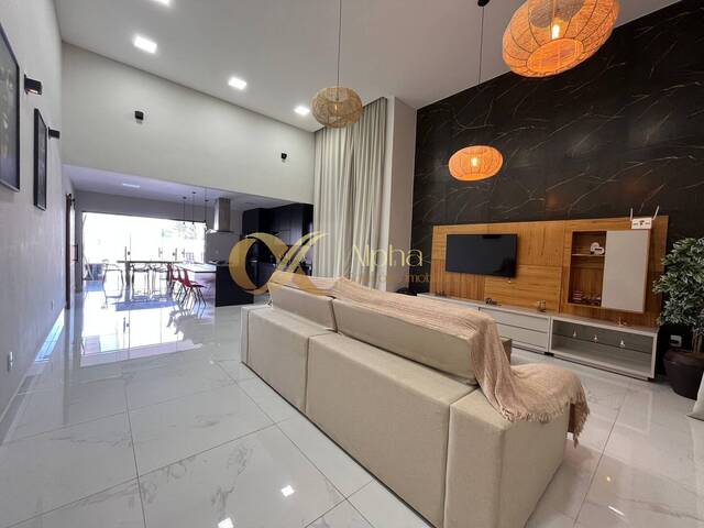 #CA0356 - Casa para Venda em Cabo Frio - RJ