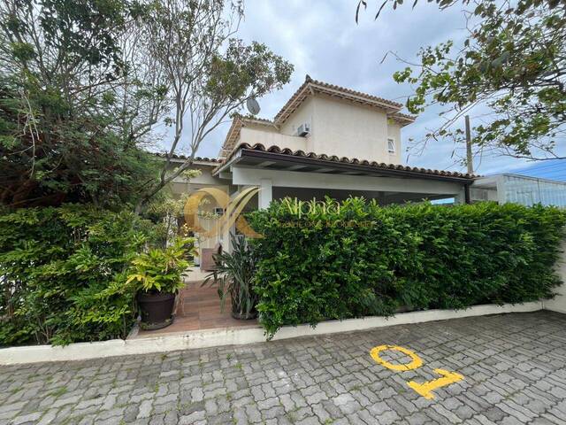 #CA0446 - Casa para Venda em Armação dos Búzios - RJ