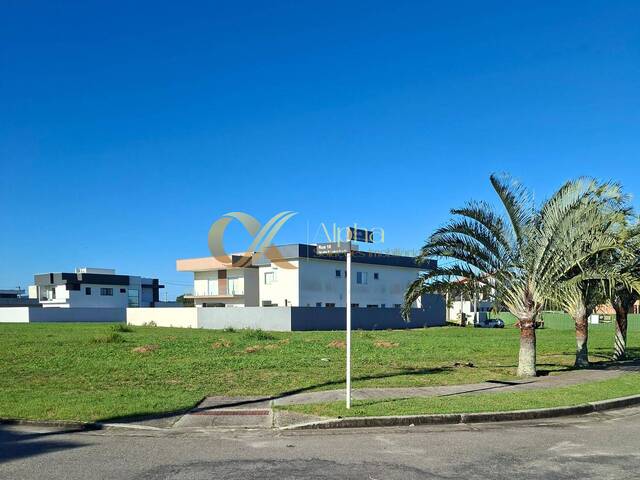 Terreno para Venda em Cabo Frio - 2