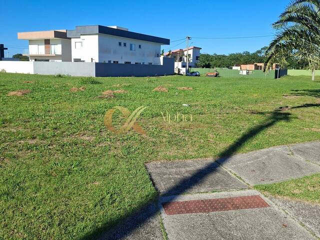Terreno para Venda em Cabo Frio - 3