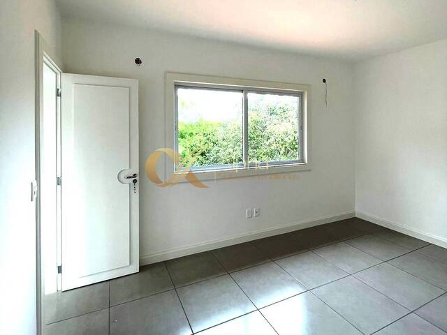 Casa para Venda em Armação dos Búzios - 3