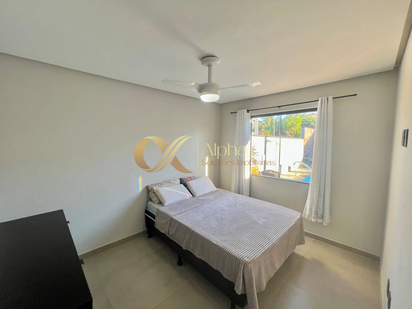 Casa à venda com 2 quartos, 70m² - Foto 7
