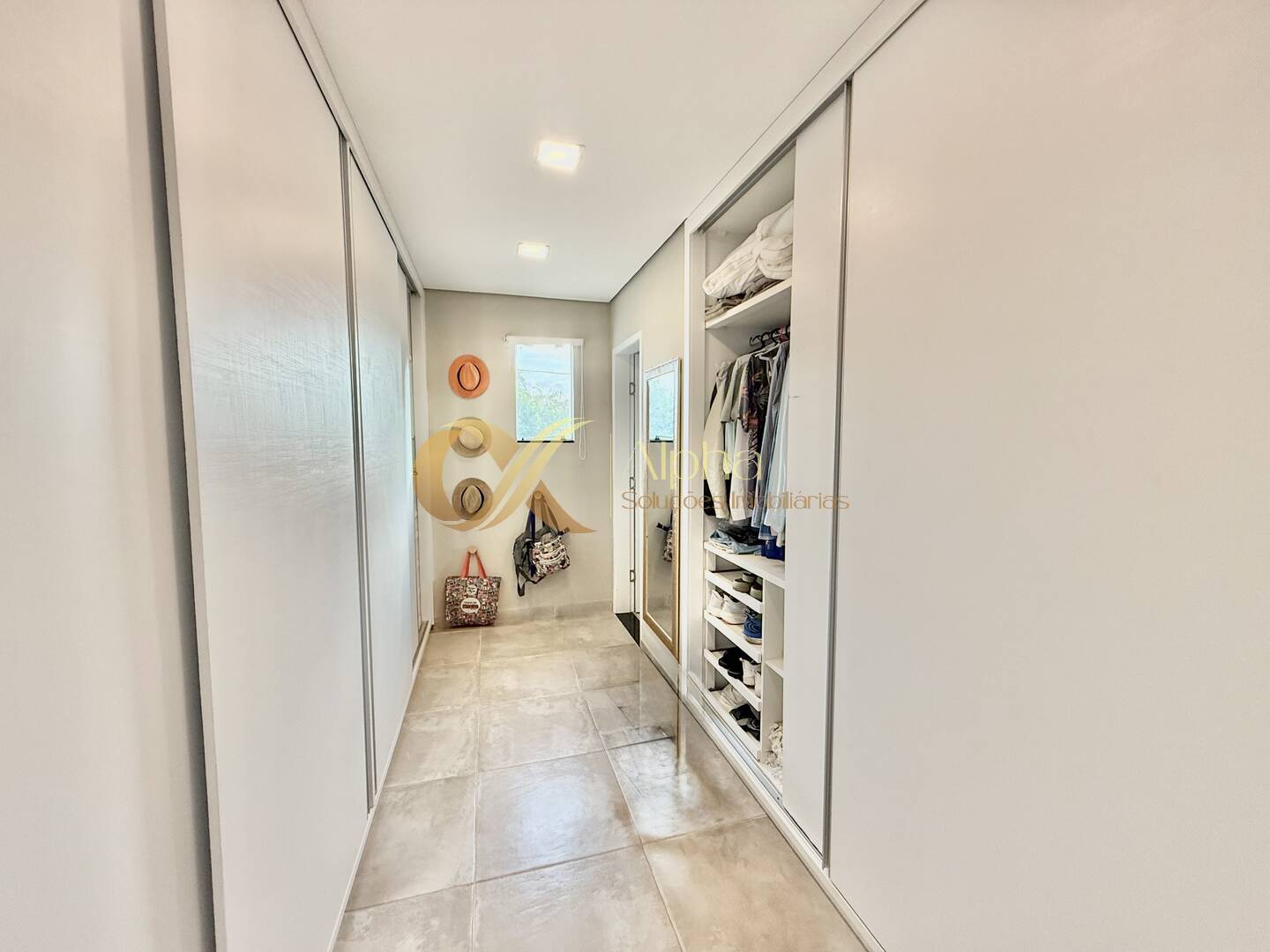 Casa à venda com 13 quartos, 600m² - Foto 44