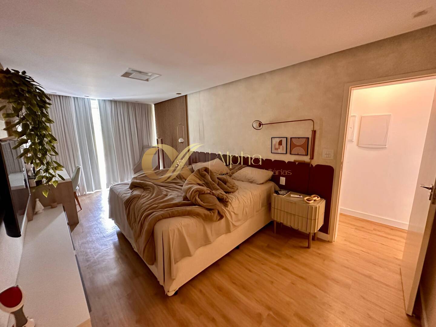 Casa de Condomínio à venda com 4 quartos, 310m² - Foto 9