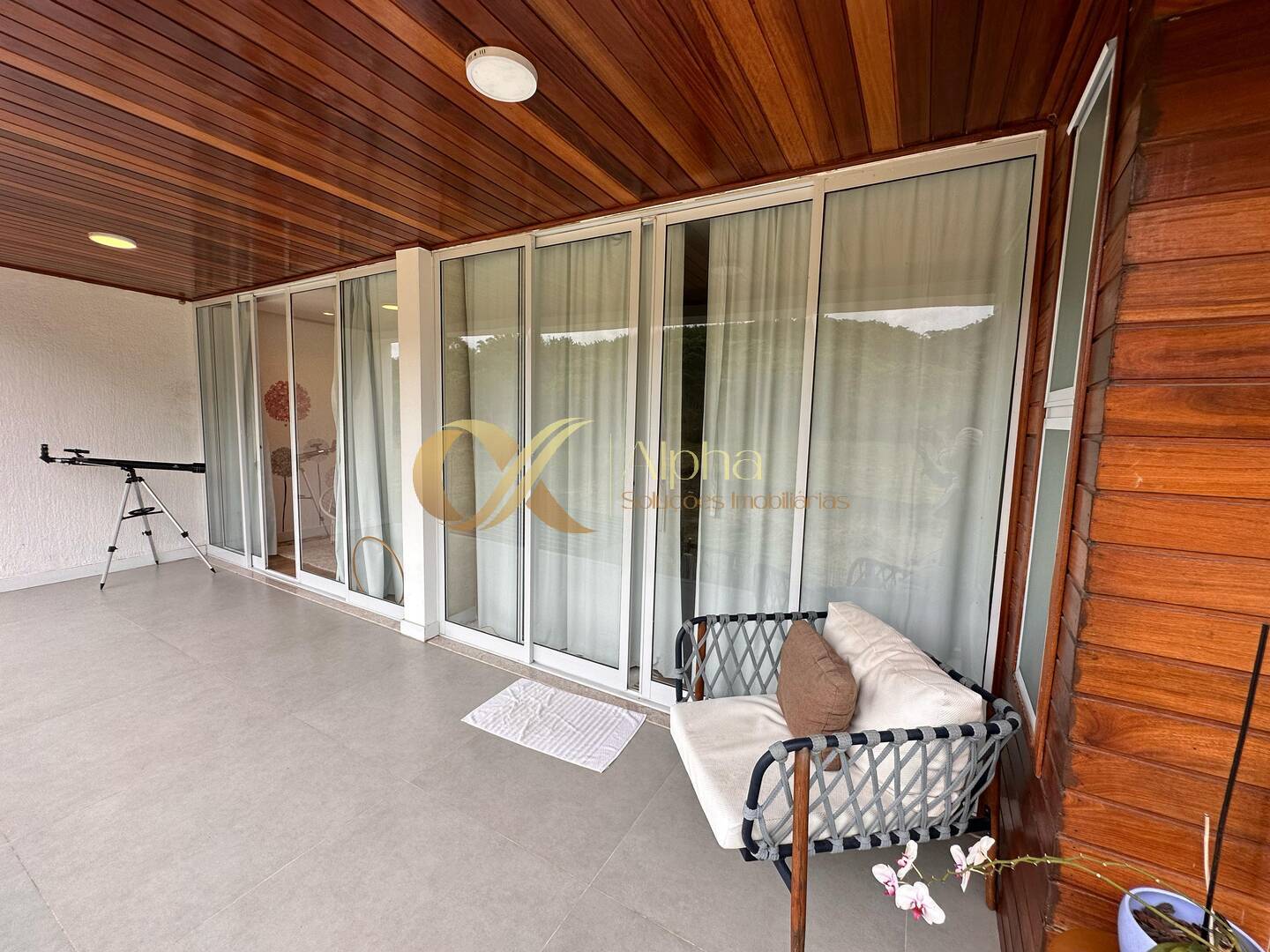 Casa de Condomínio à venda com 4 quartos, 310m² - Foto 20