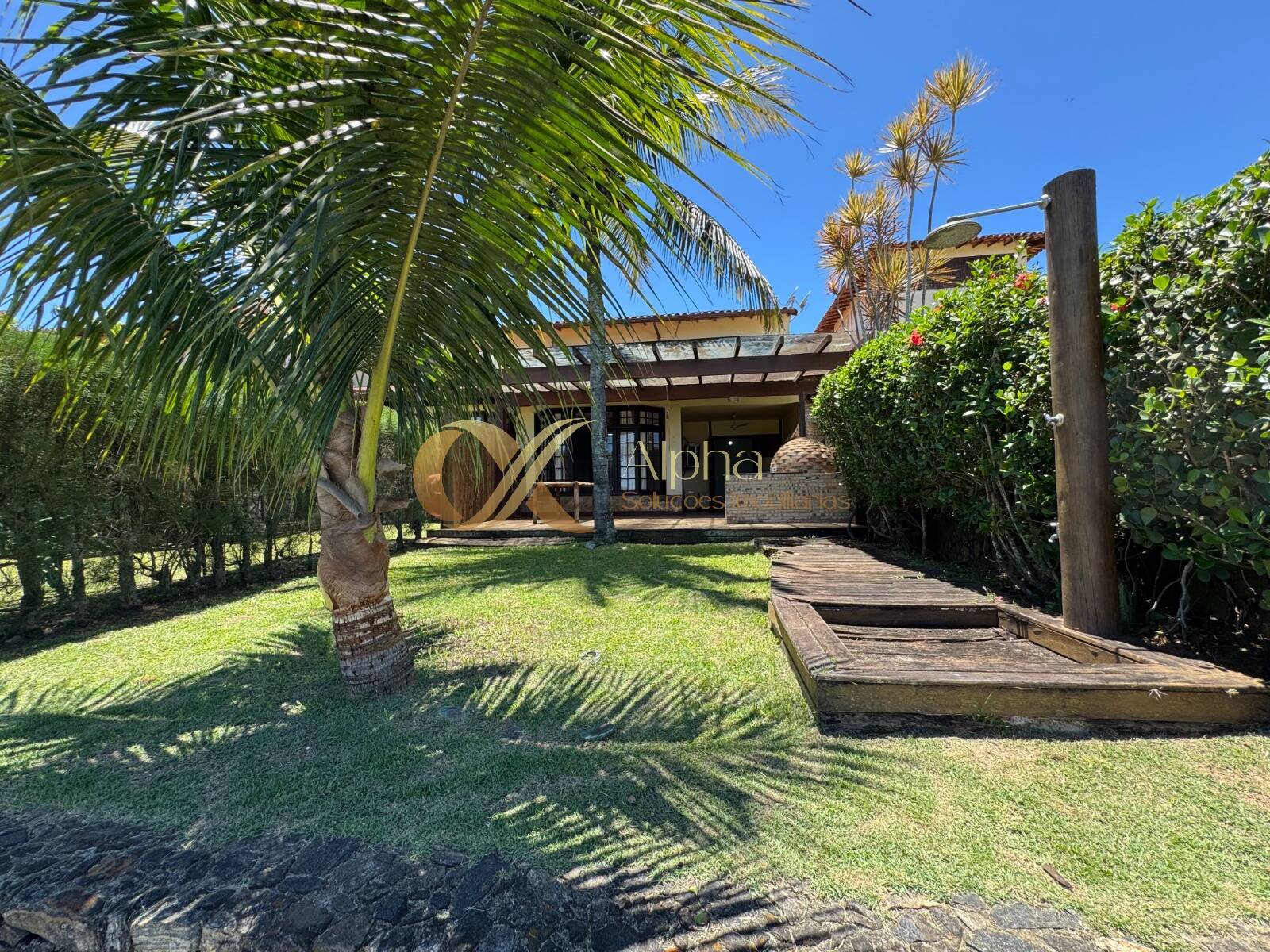 Casa à venda com 3 quartos, 104m² - Foto 2