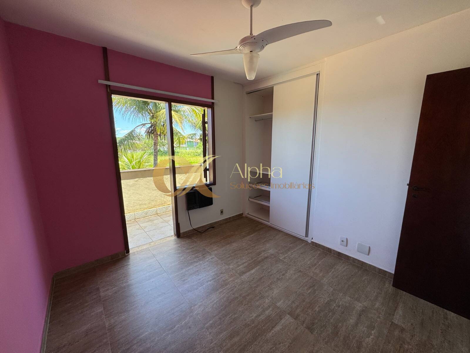 Casa à venda com 3 quartos, 104m² - Foto 15