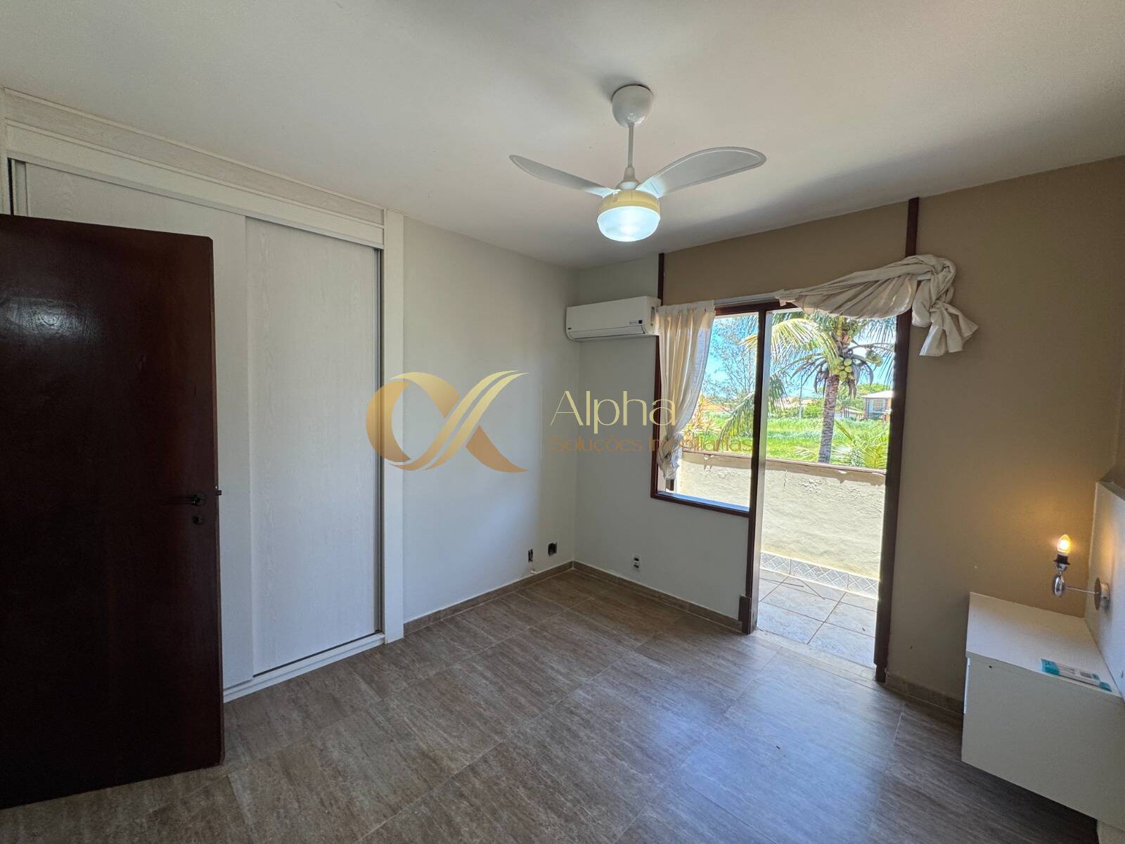 Casa à venda com 3 quartos, 104m² - Foto 19