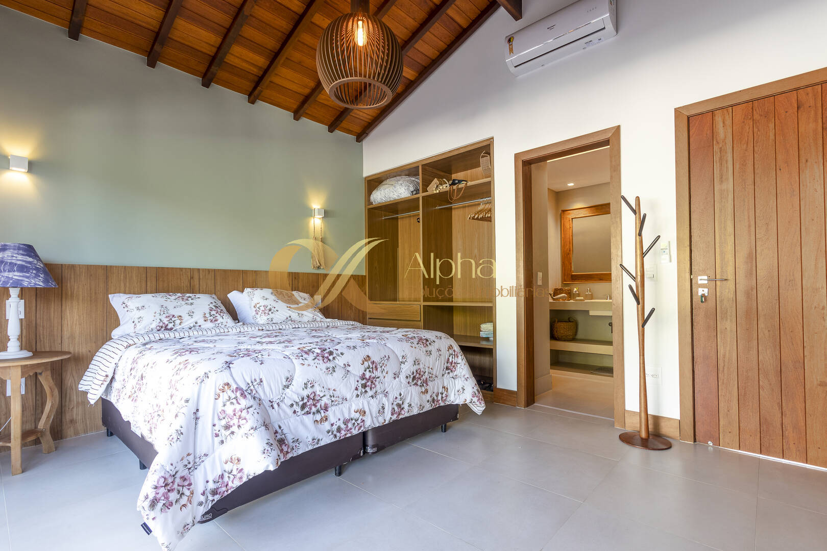 Casa à venda com 6 quartos, 500m² - Foto 17
