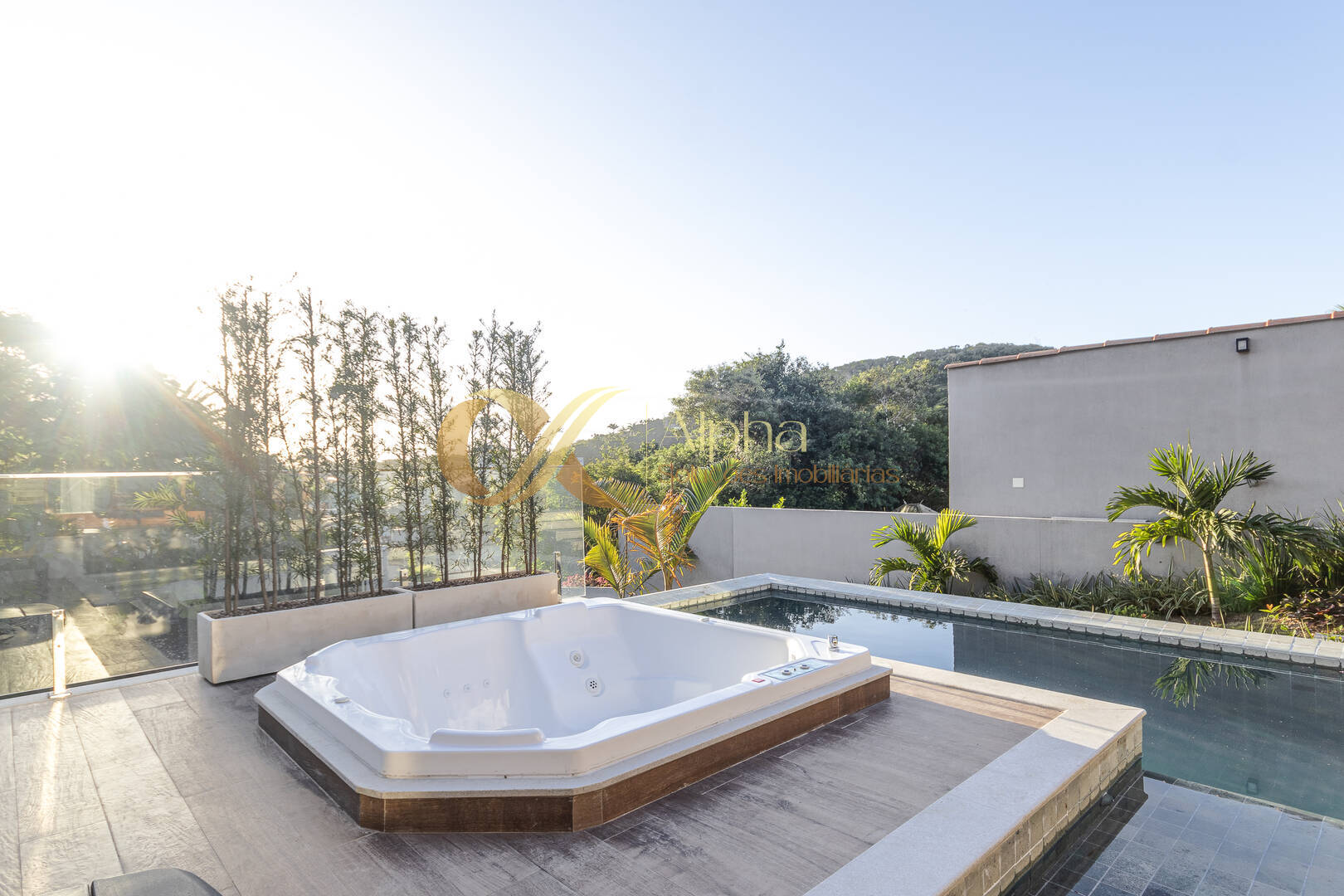 Casa à venda com 6 quartos, 500m² - Foto 32