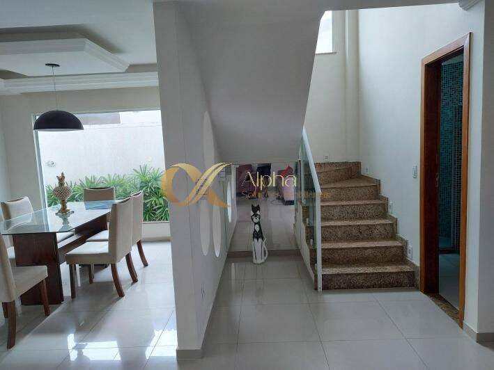 Casa, 5 quartos, 220 m² - Foto 5