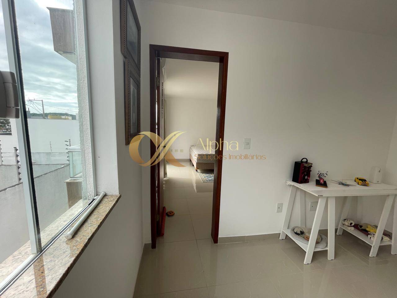 Casa à venda com 3 quartos, 124m² - Foto 9