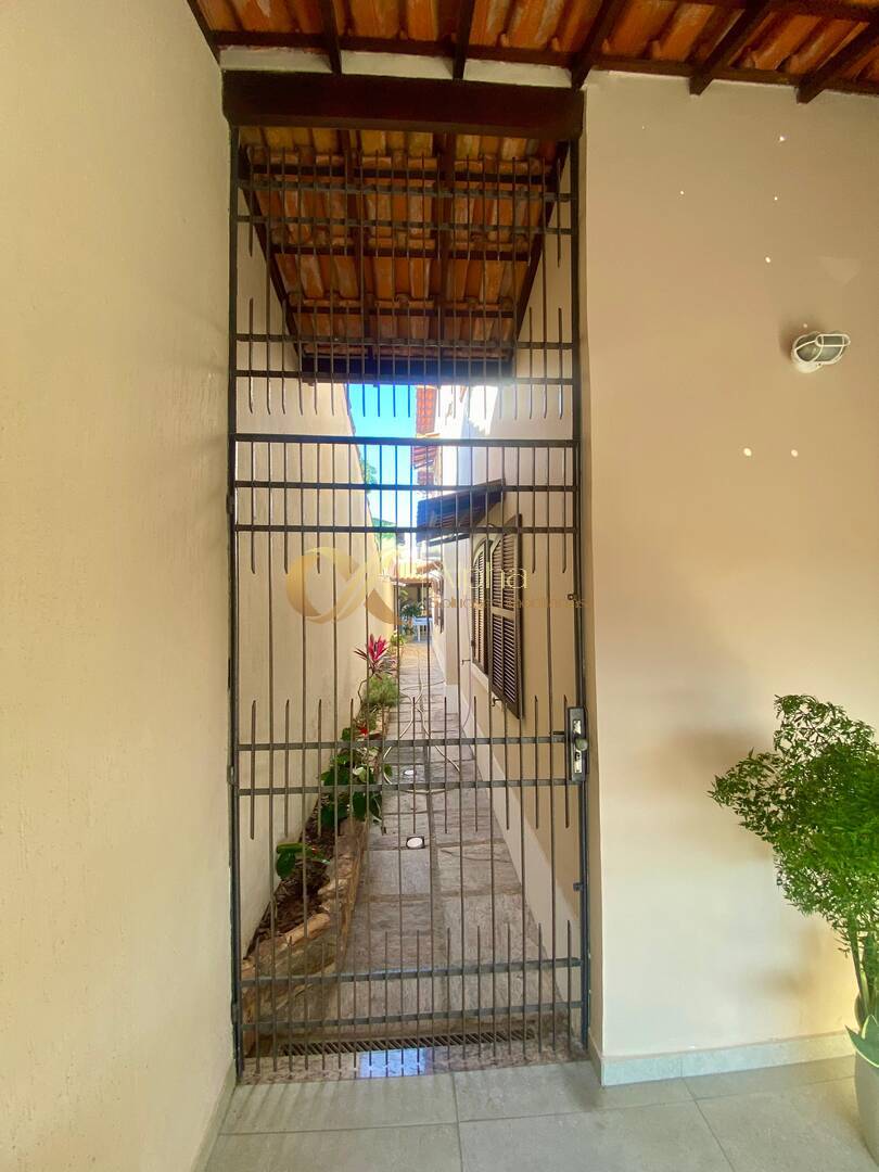Casa à venda com 3 quartos, 155m² - Foto 7