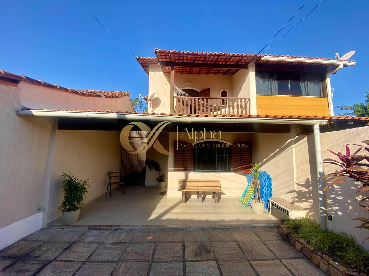 Casa à venda com 3 quartos, 155m² - Foto 2