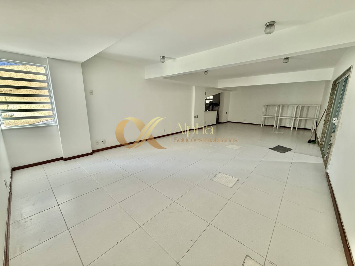 Apartamento à venda com 2 quartos, 106m² - Foto 28