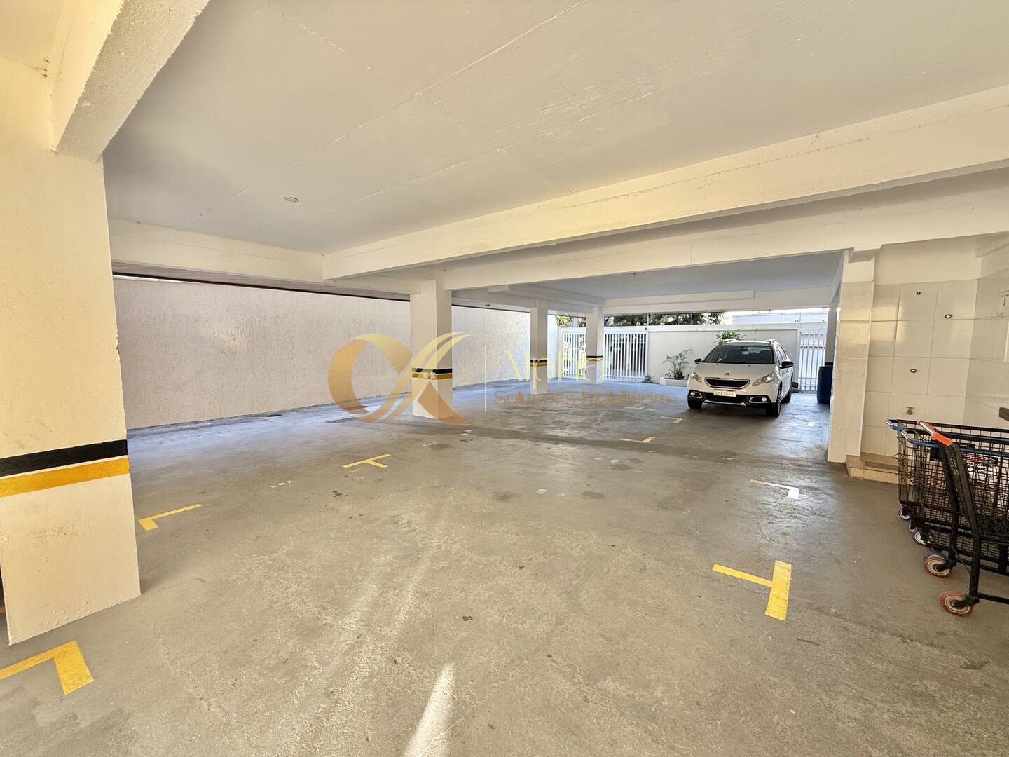 Apartamento à venda com 2 quartos, 106m² - Foto 33