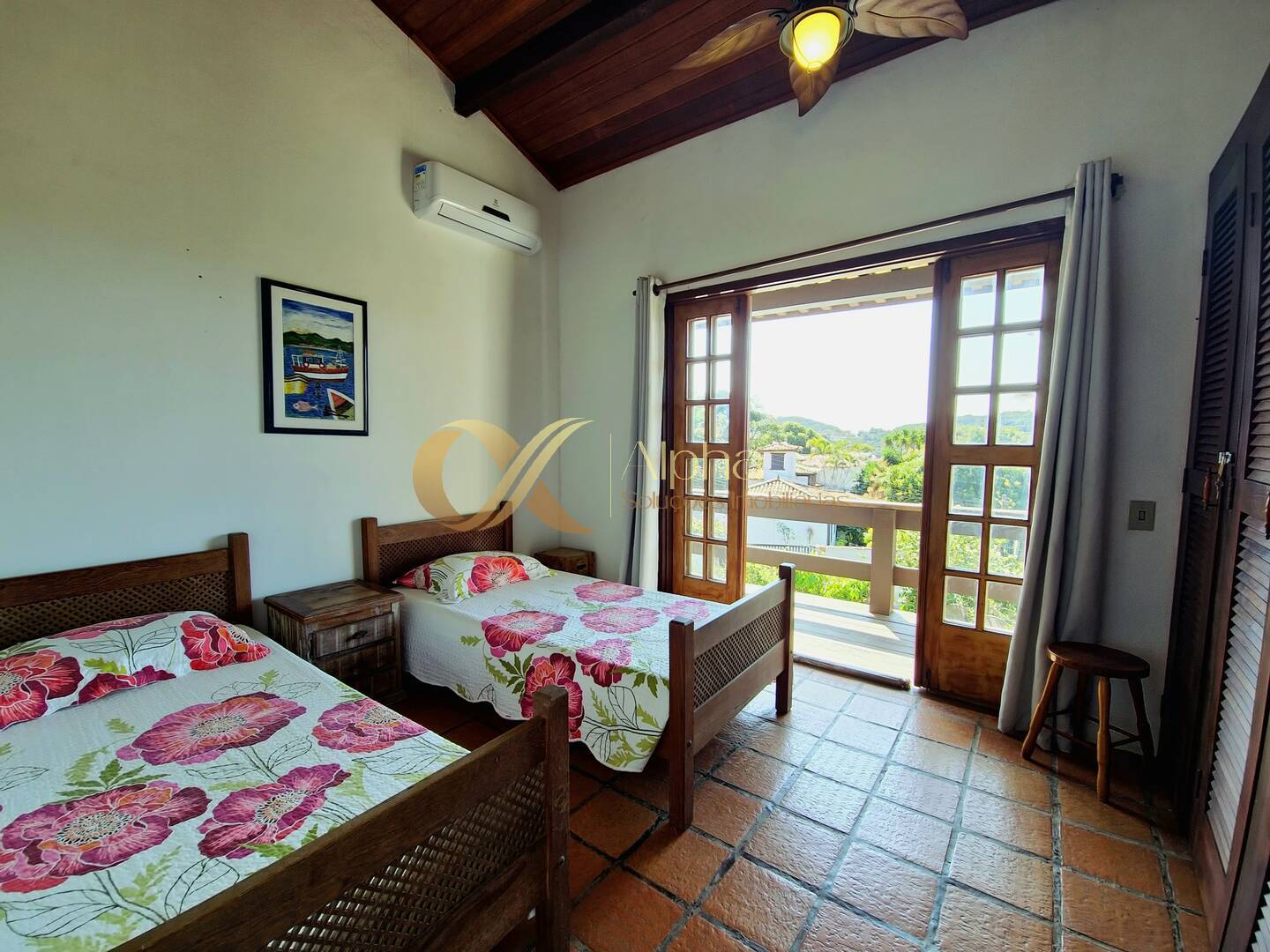 Casa, 4 quartos, 270 m² - Foto 36