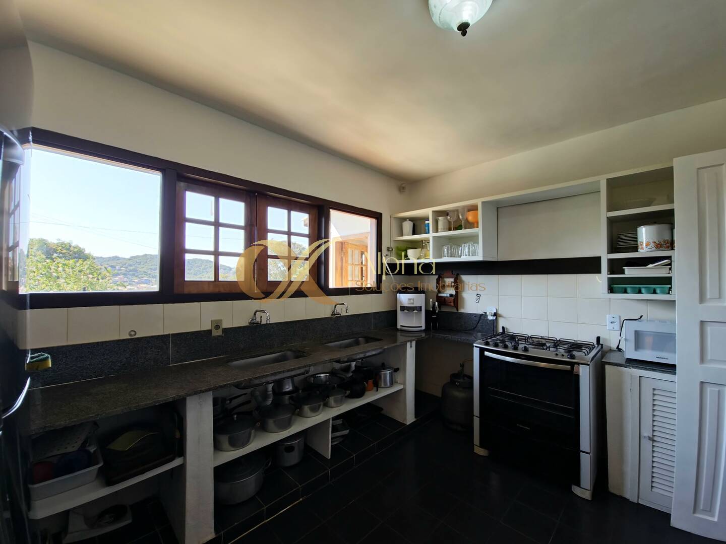 Casa, 4 quartos, 270 m² - Foto 47