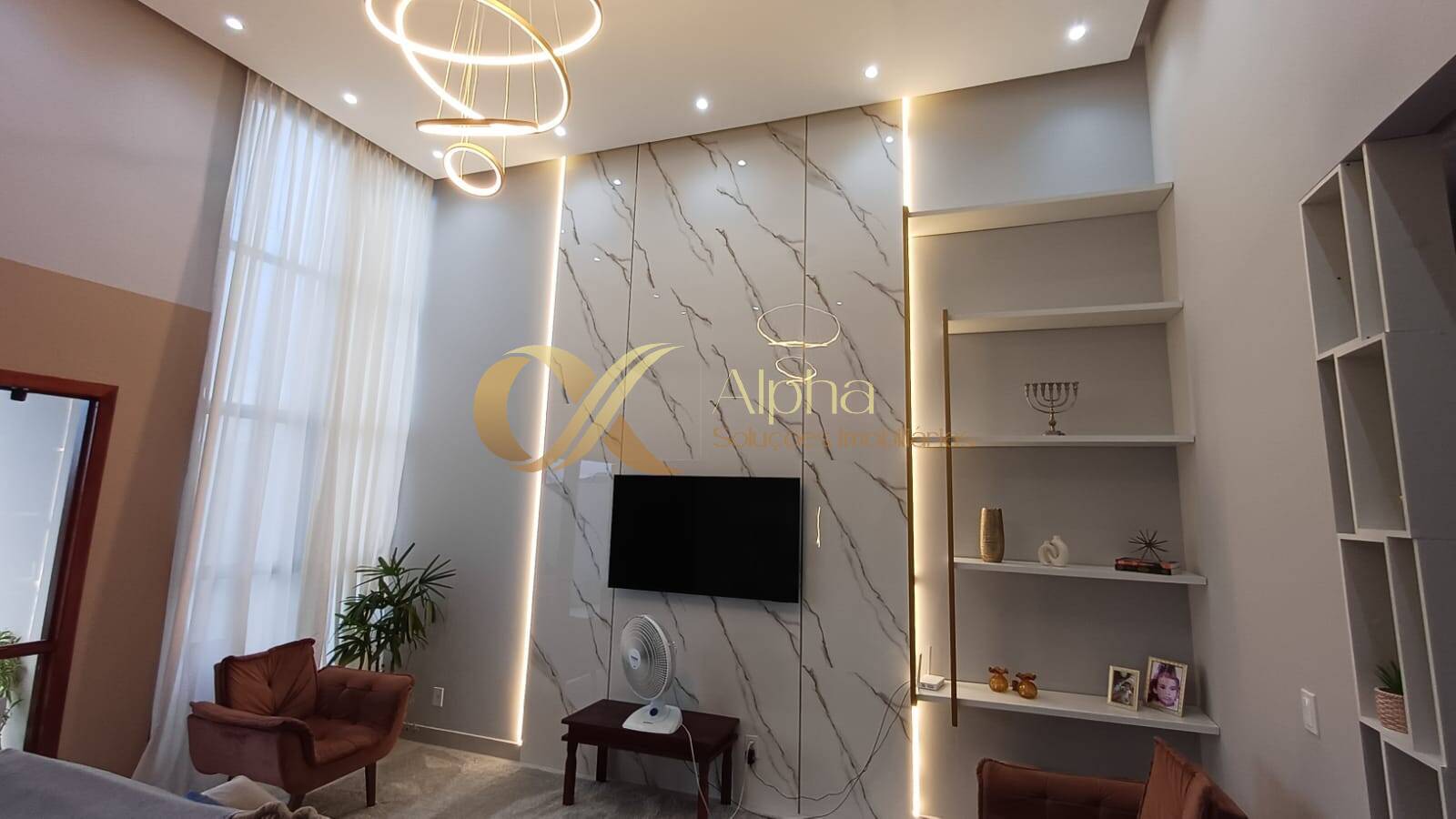 Casa à venda com 3 quartos, 360m² - Foto 3
