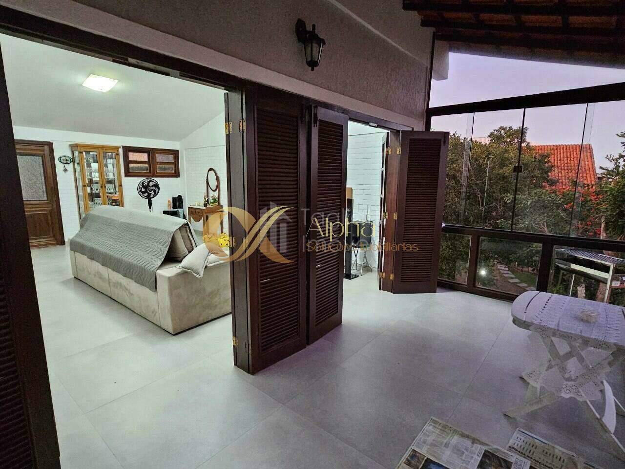 Casa à venda com 5 quartos, 315m² - Foto 6