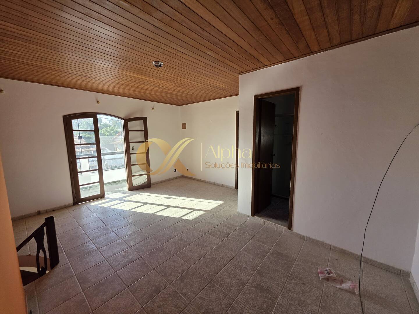 Casa à venda e aluguel com 6 quartos, 338m² - Foto 5