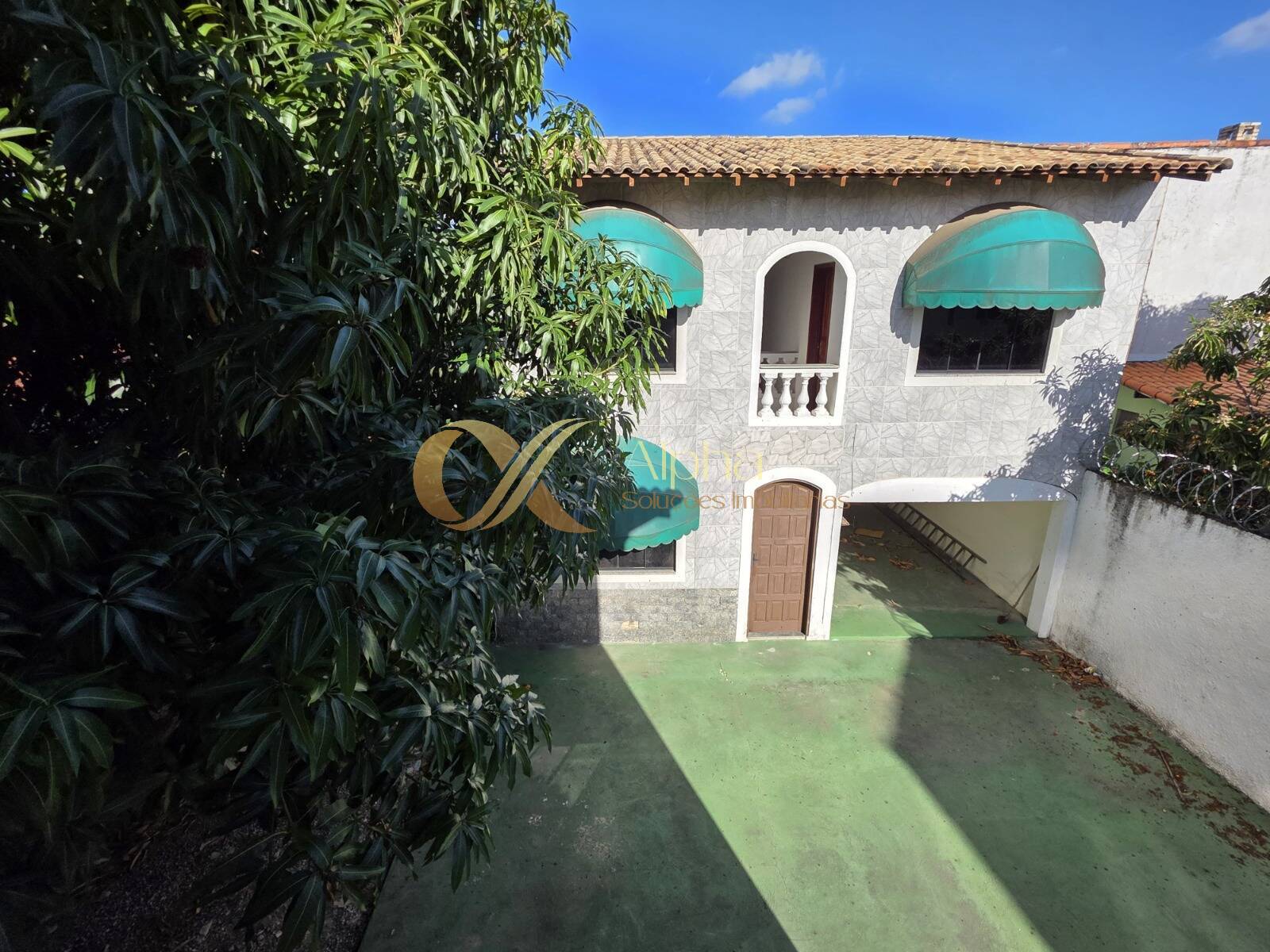 Casa à venda e aluguel com 6 quartos, 338m² - Foto 21