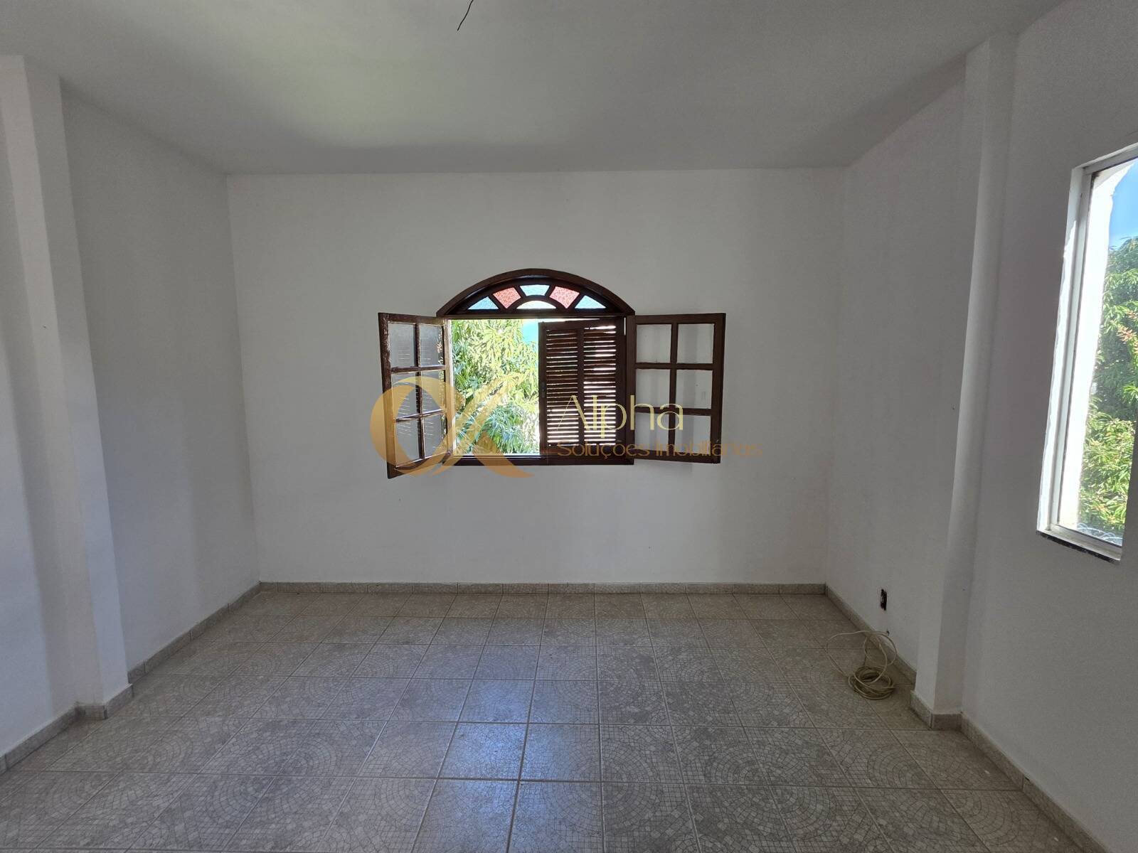 Casa à venda e aluguel com 6 quartos, 338m² - Foto 22