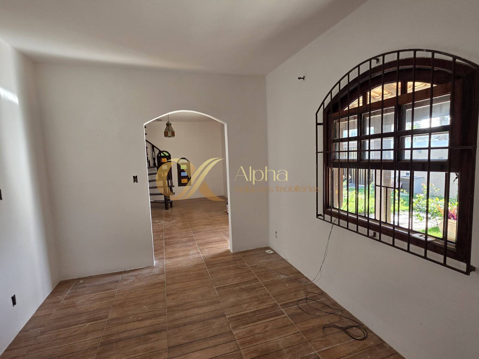 Casa à venda e aluguel com 6 quartos, 338m² - Foto 34