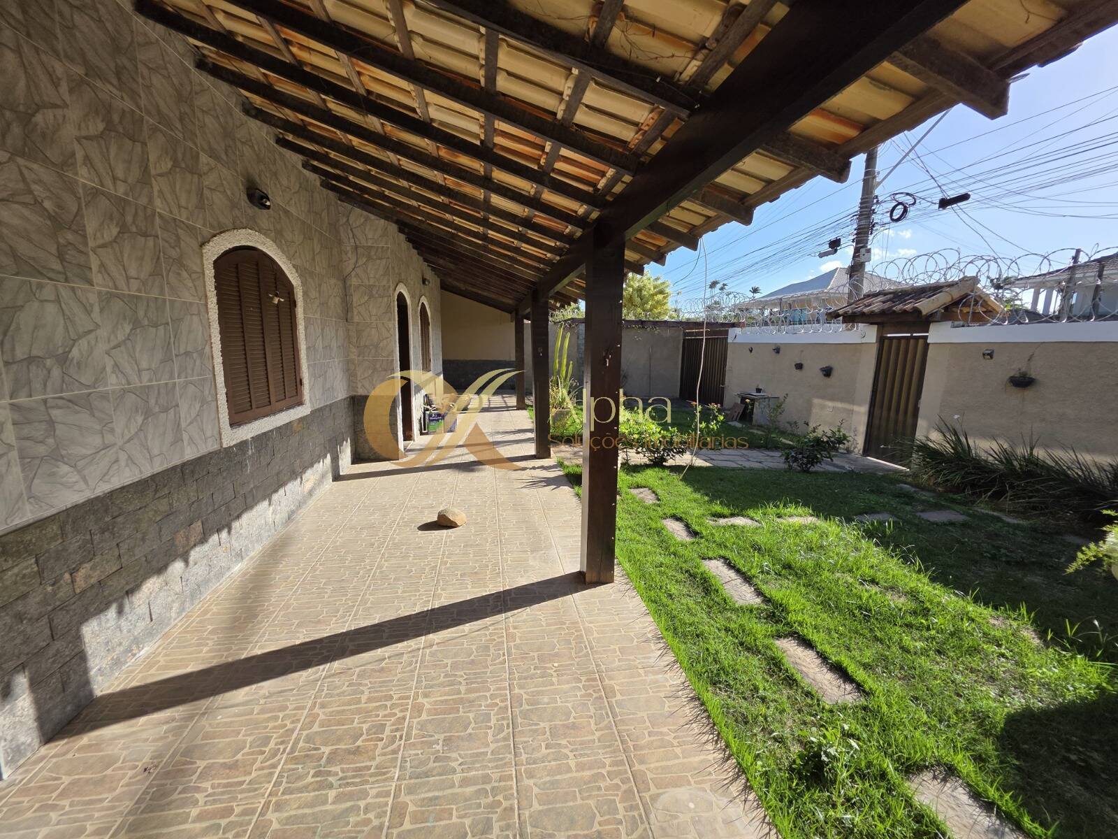 Casa à venda e aluguel com 6 quartos, 338m² - Foto 39