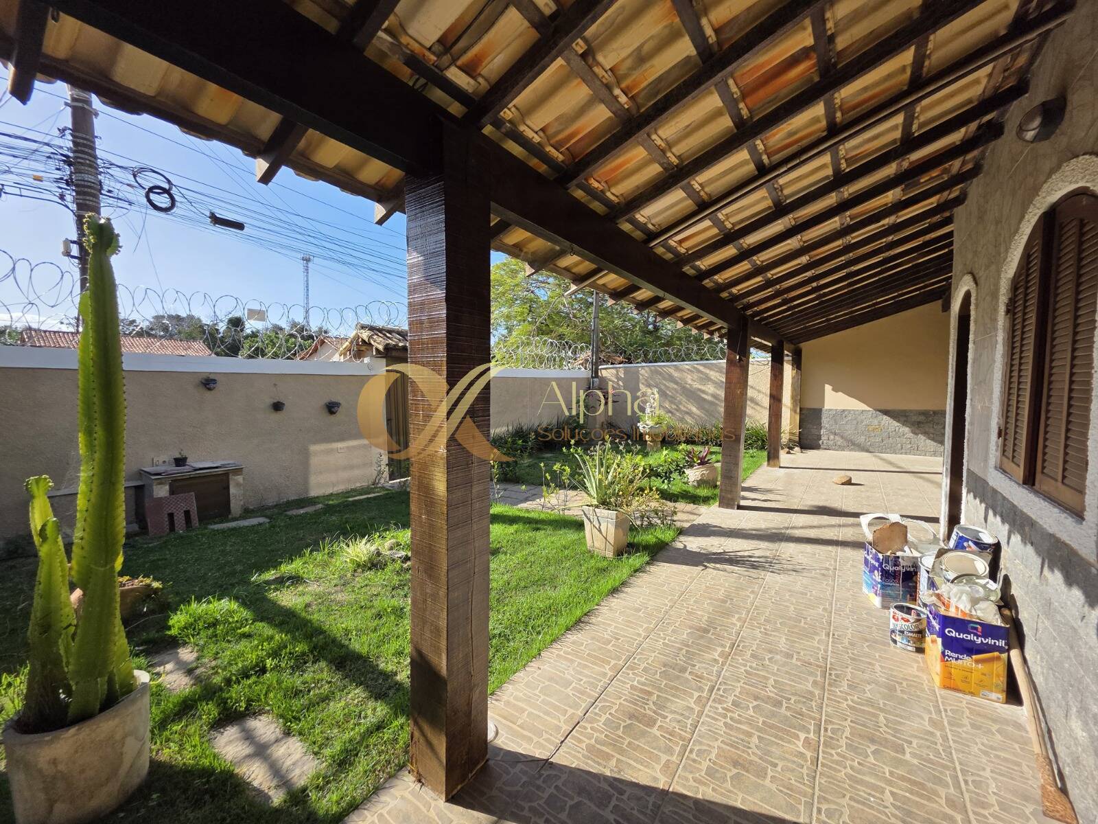Casa à venda e aluguel com 6 quartos, 338m² - Foto 42