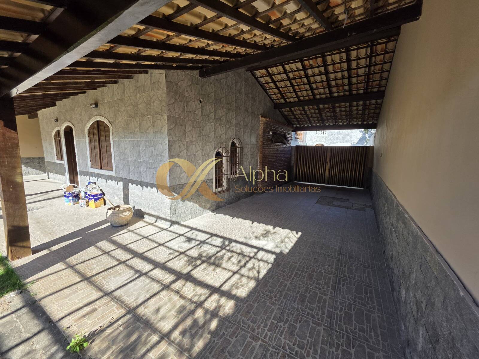 Casa à venda e aluguel com 6 quartos, 338m² - Foto 43