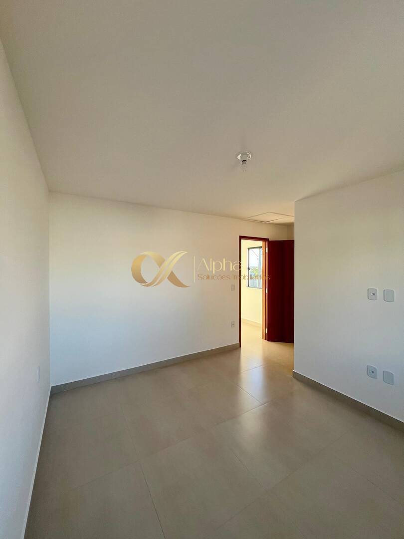 Casa à venda com 2 quartos, 180m² - Foto 14