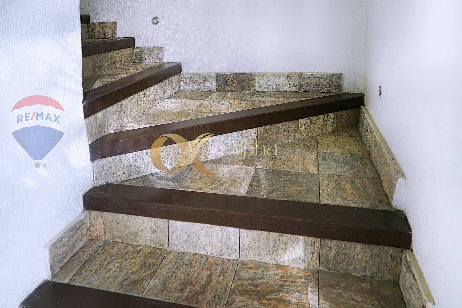 Casa à venda com 1 quarto, 46m² - Foto 21