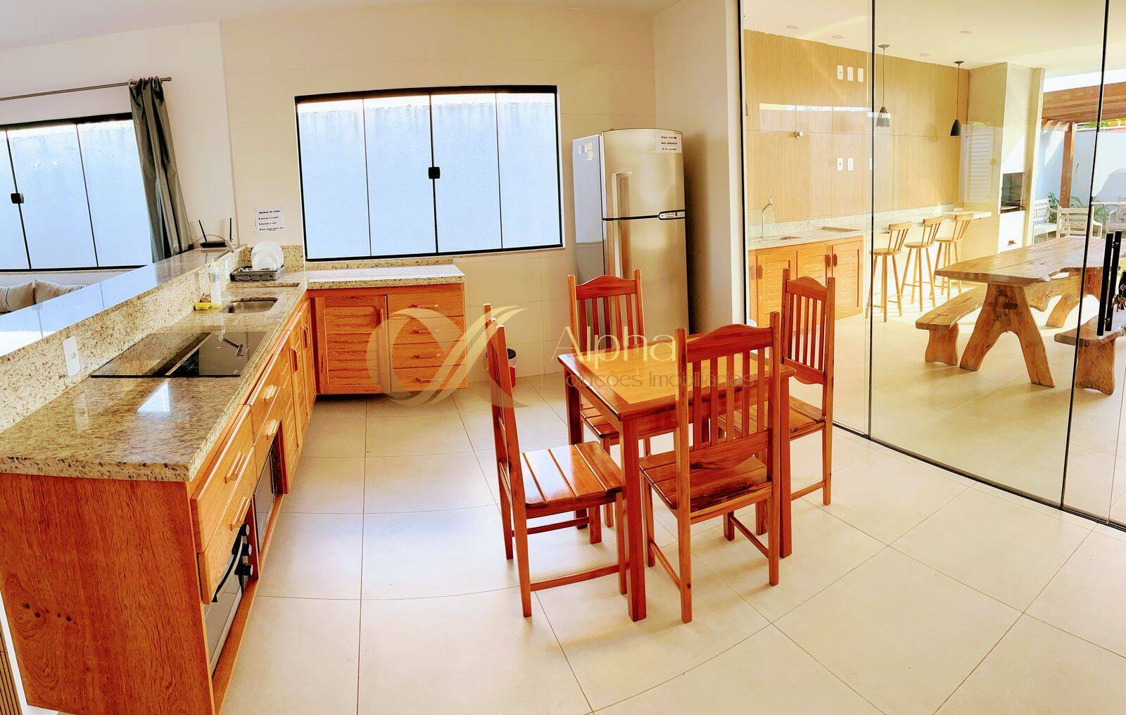 Casa à venda com 3 quartos, 122m² - Foto 4
