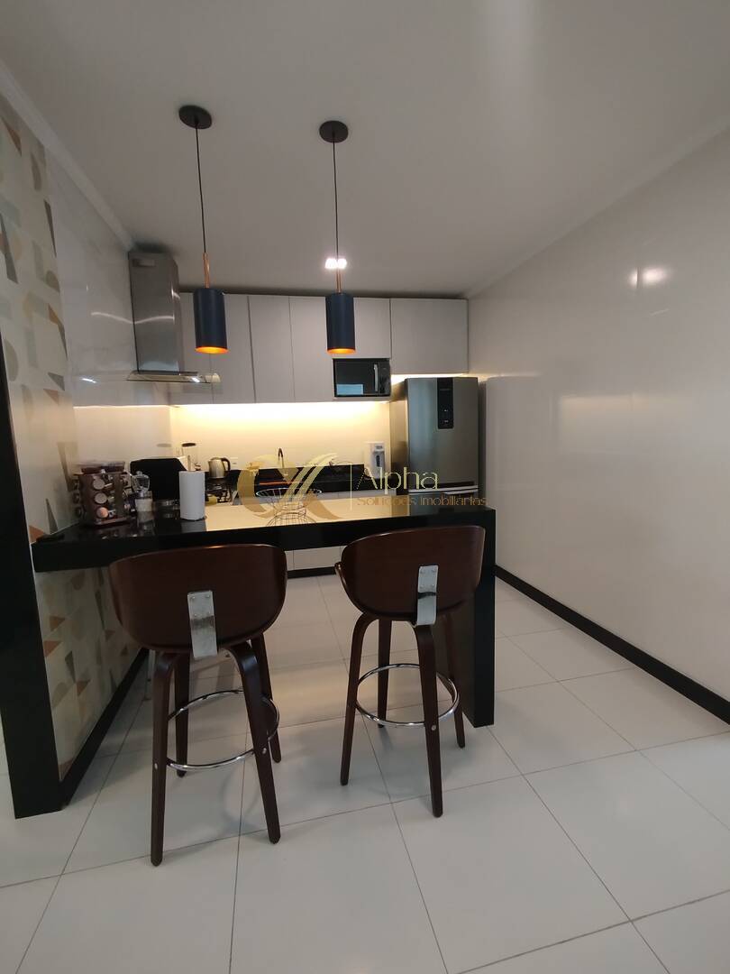 Casa à venda com 3 quartos, 180m² - Foto 19