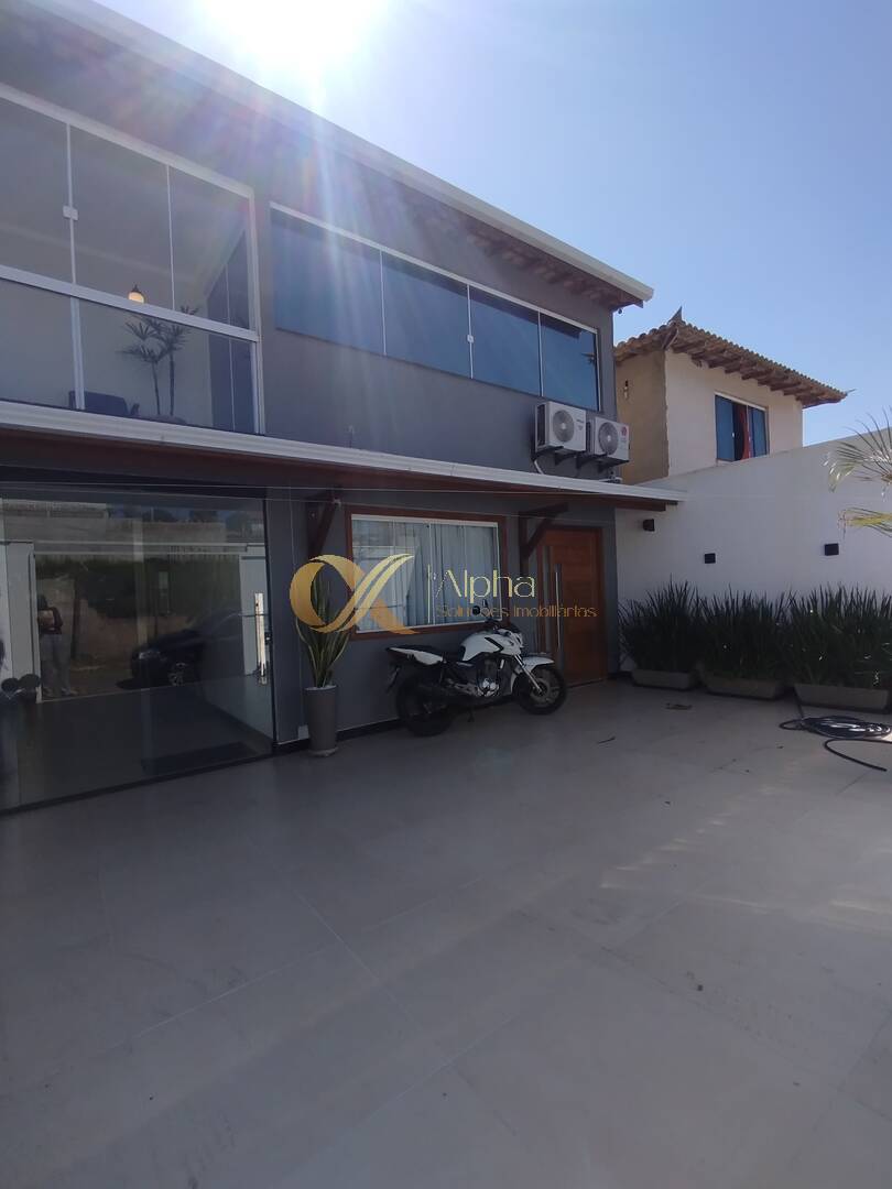 Casa à venda com 3 quartos, 180m² - Foto 4
