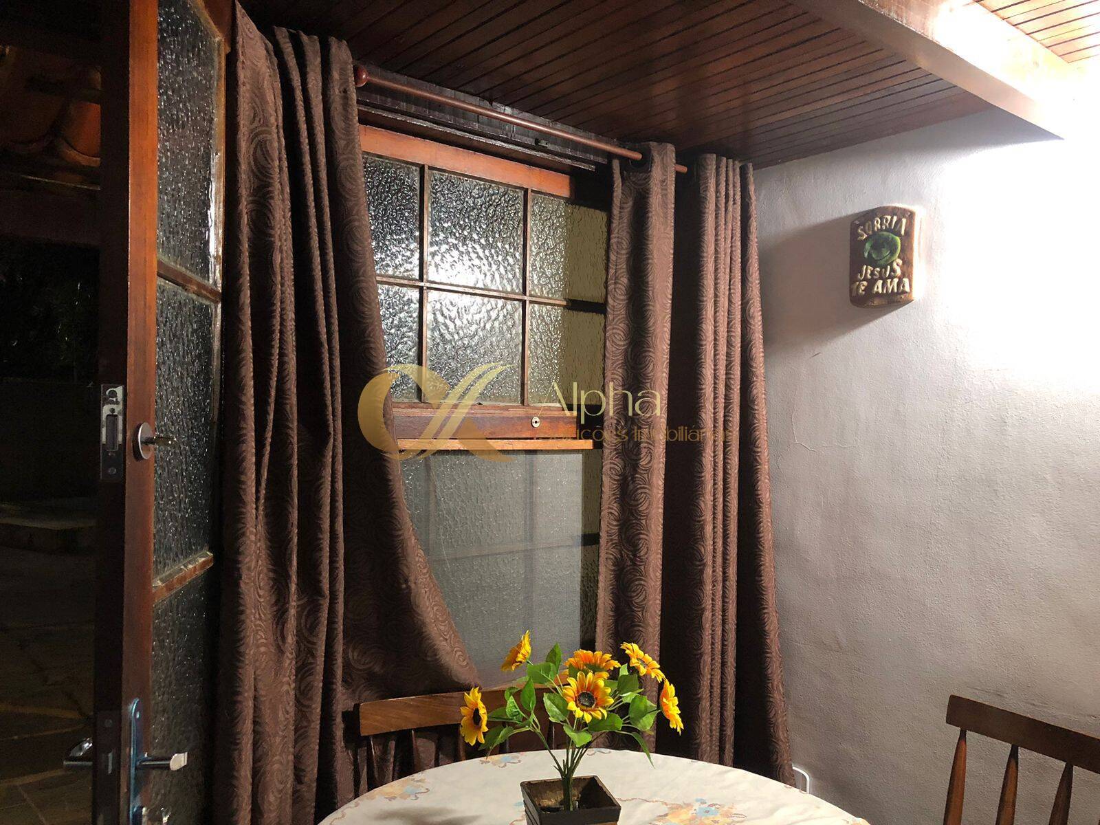 Casa à venda com 1 quarto, 70m² - Foto 13