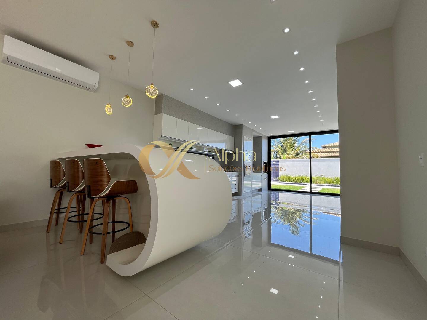 Casa à venda com 4 quartos, 209m² - Foto 6