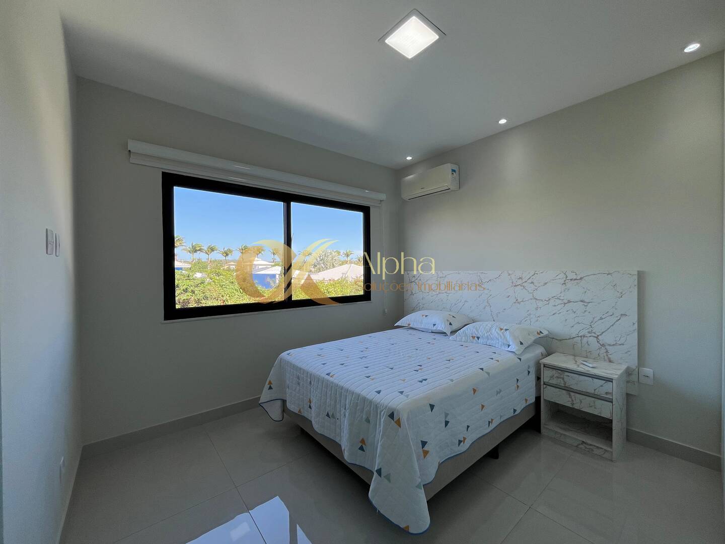 Casa à venda com 4 quartos, 209m² - Foto 22