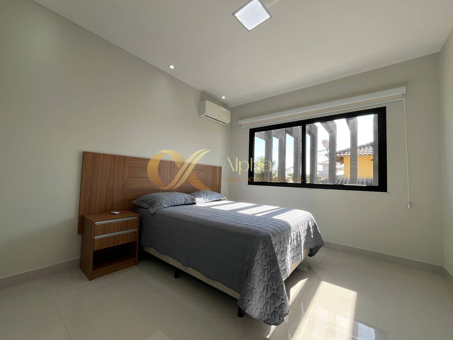 Casa à venda com 4 quartos, 209m² - Foto 25