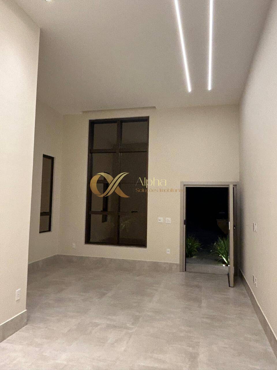 Casa à venda com 3 quartos, 198m² - Foto 4