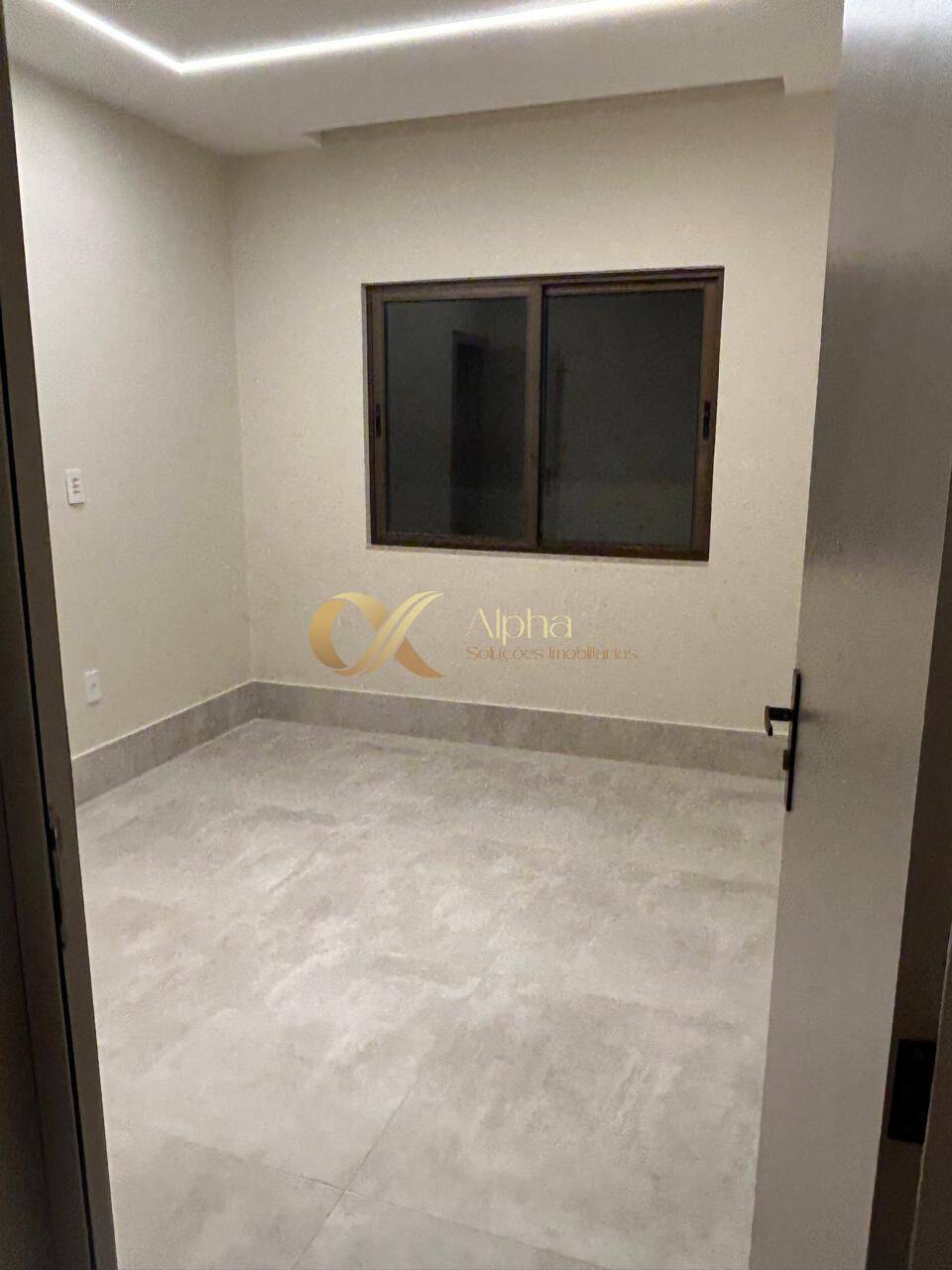 Casa à venda com 3 quartos, 198m² - Foto 13