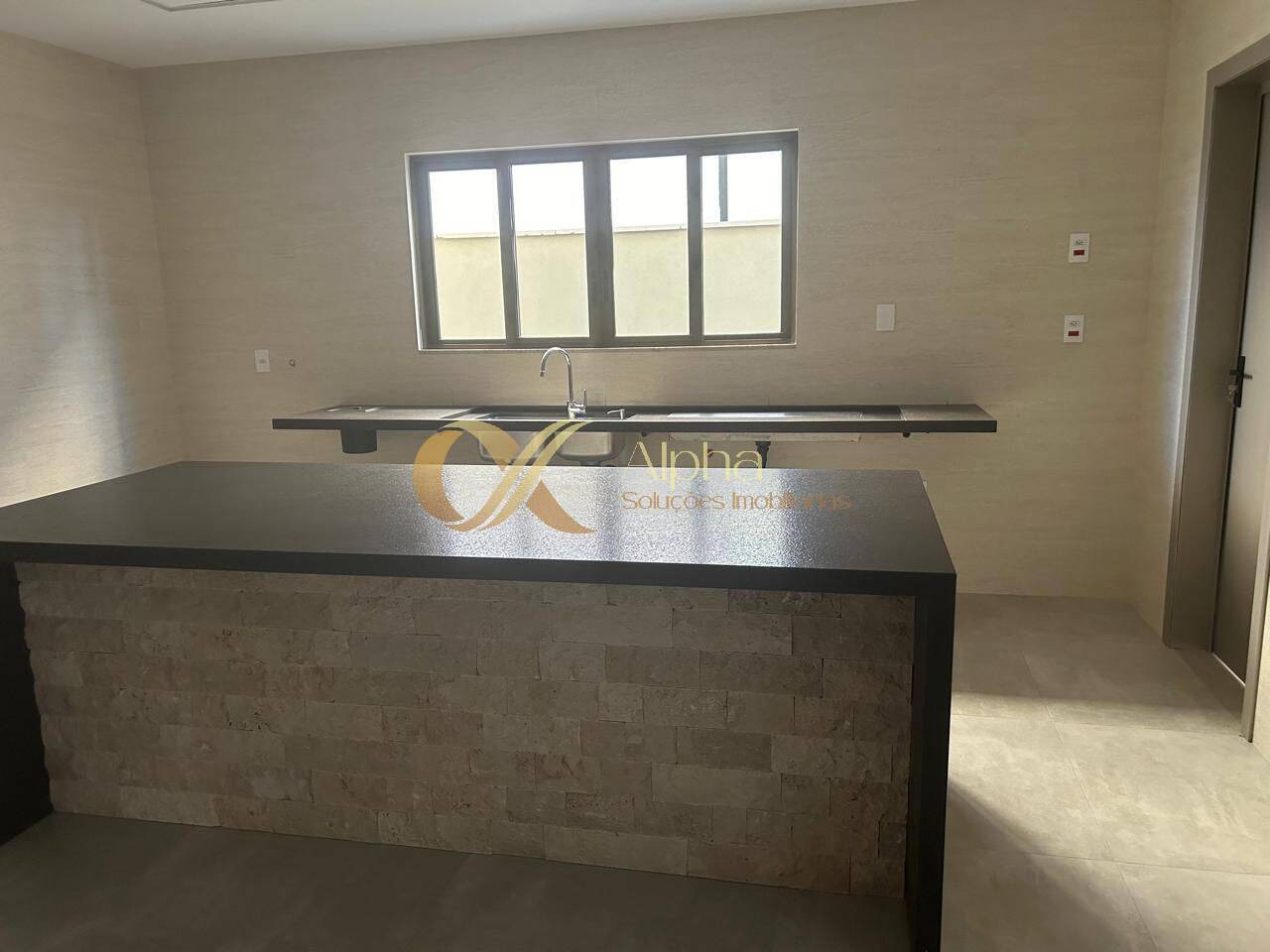 Casa à venda com 3 quartos, 198m² - Foto 22