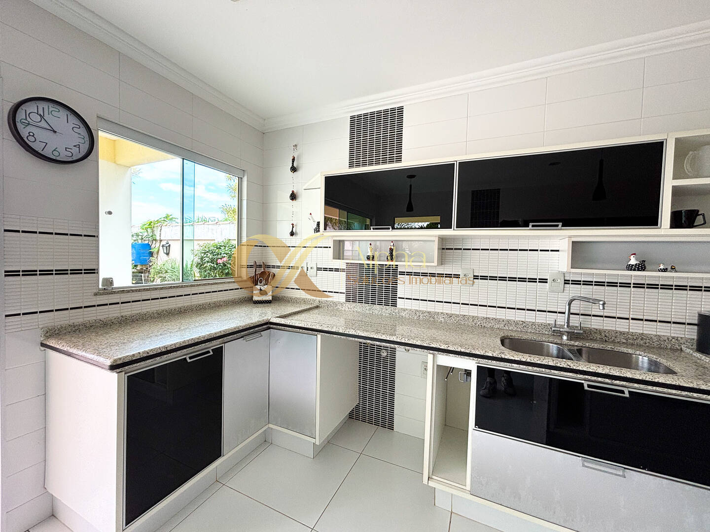 Casa, 4 quartos, 327 m² - Foto 24