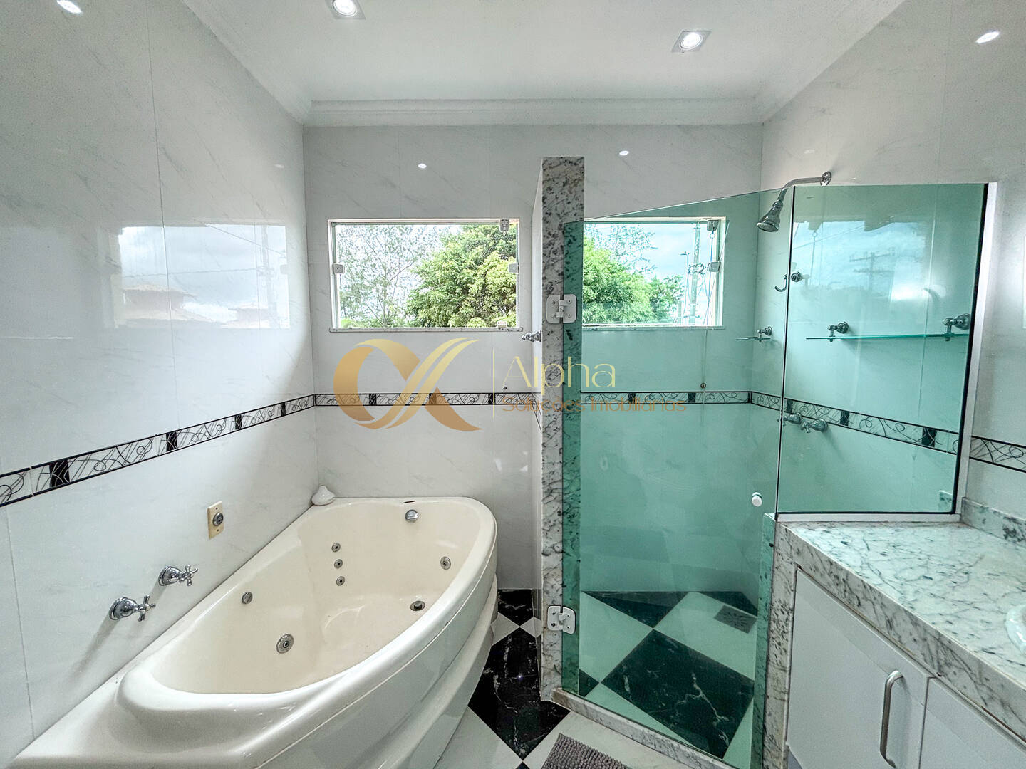 Casa, 4 quartos, 327 m² - Foto 32