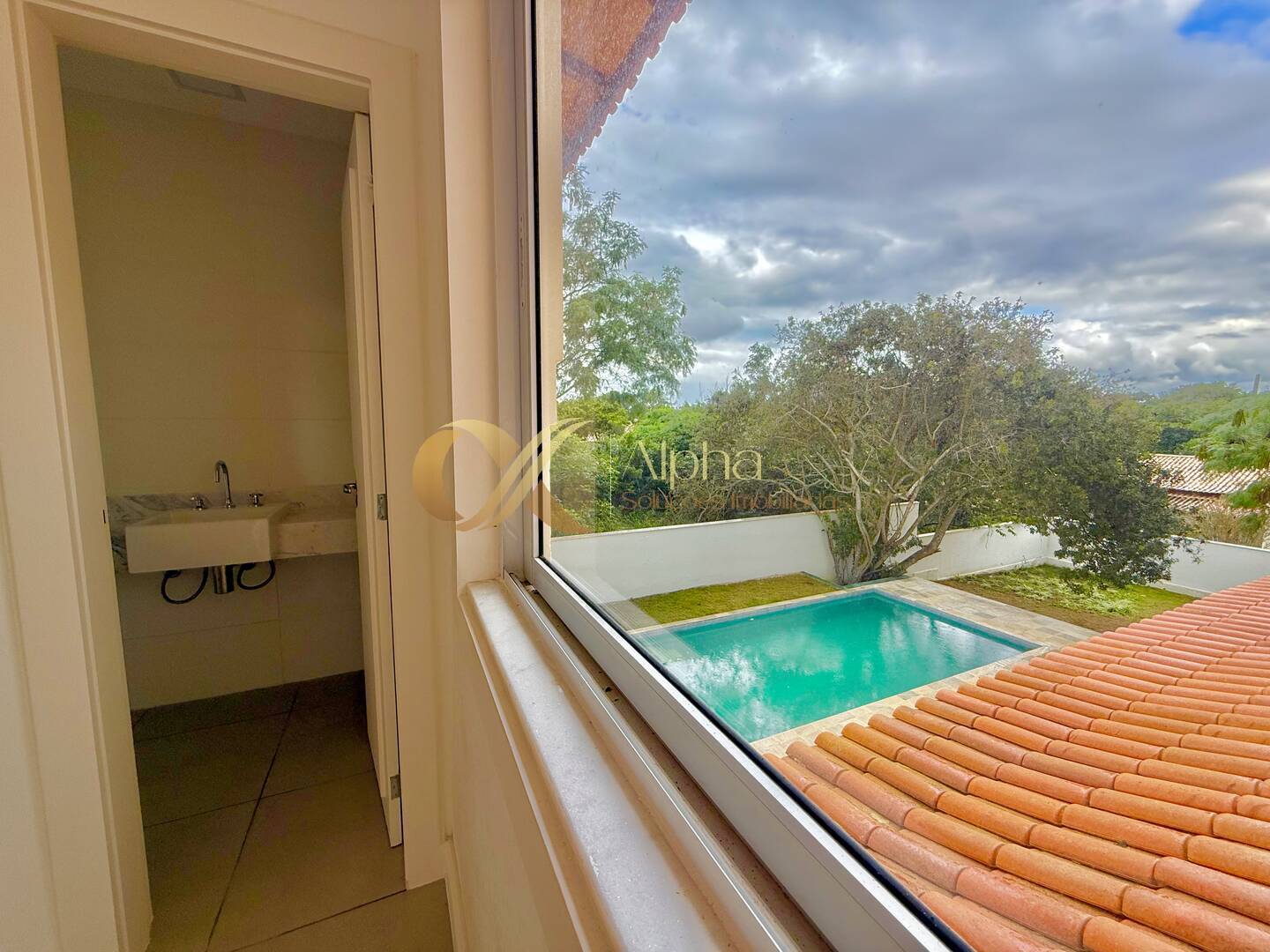 Casa à venda com 4 quartos, 270m² - Foto 16