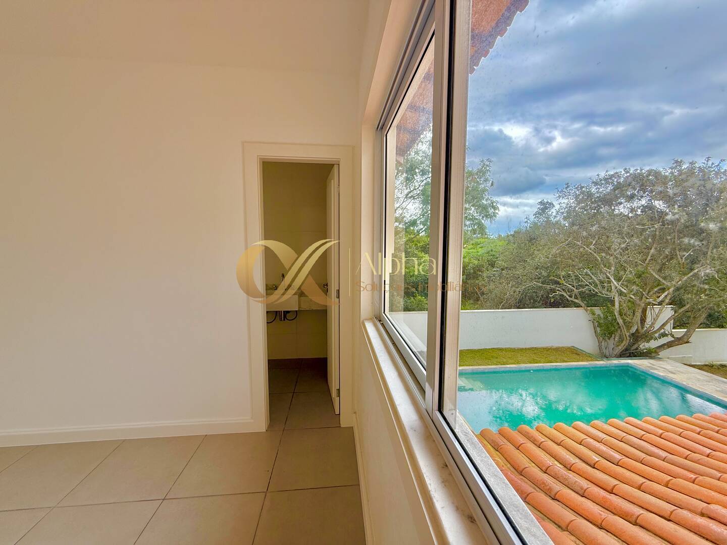 Casa à venda com 4 quartos, 270m² - Foto 17