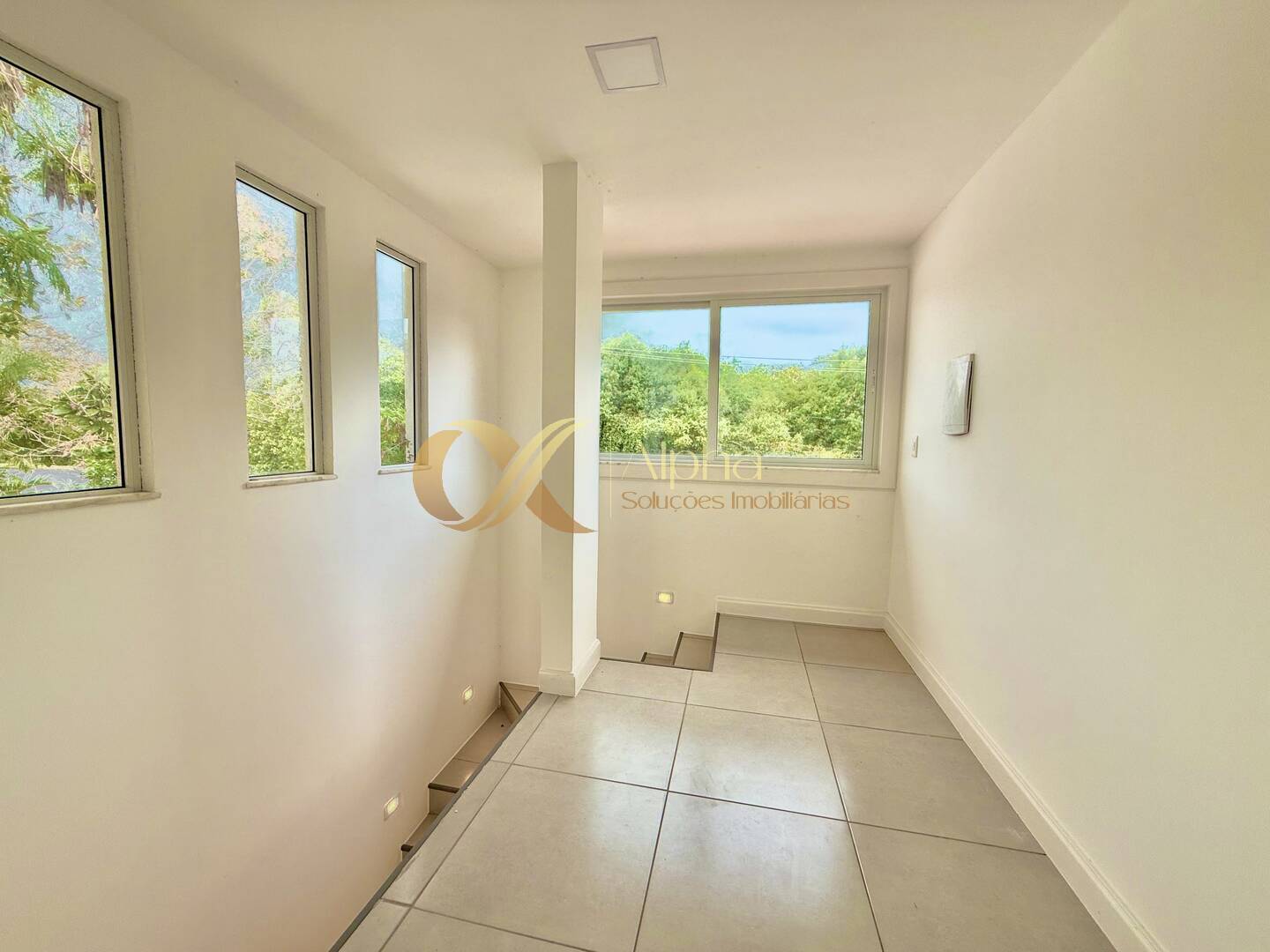 Casa à venda com 4 quartos, 270m² - Foto 20